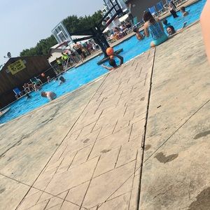 Meet your Posher, Javen